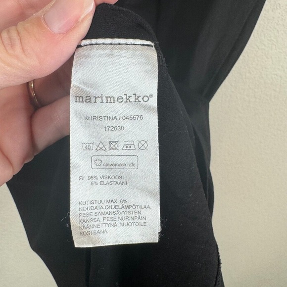 Marimekko Women's Oversized V-Neck T-Shirts Short Sleeve Black Size XS - Picture 6 of 13